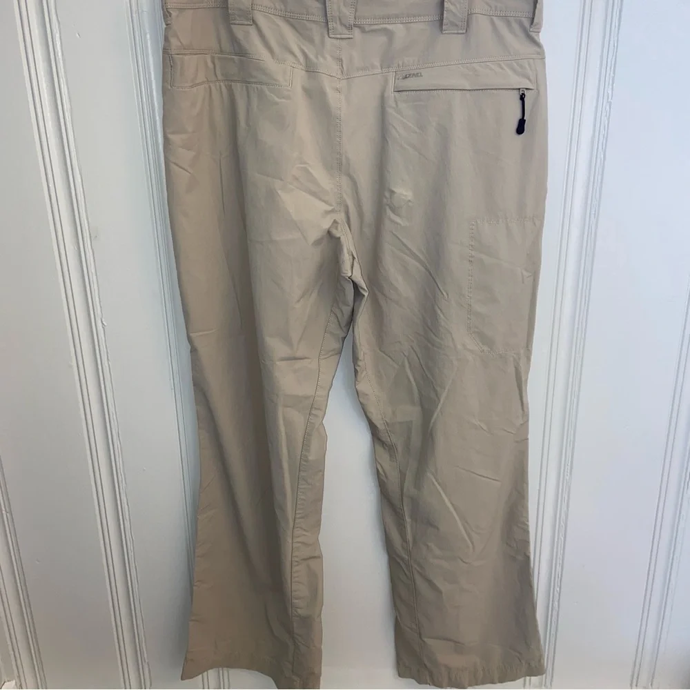 Men’s Ascend performance outdoor pants - Picture 3 of 8
